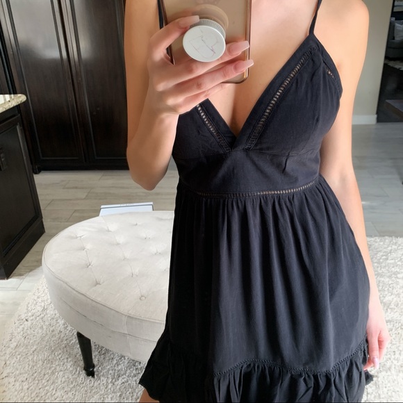 ✂️ DOLLFACE➖ in Black - Picture 2 of 5